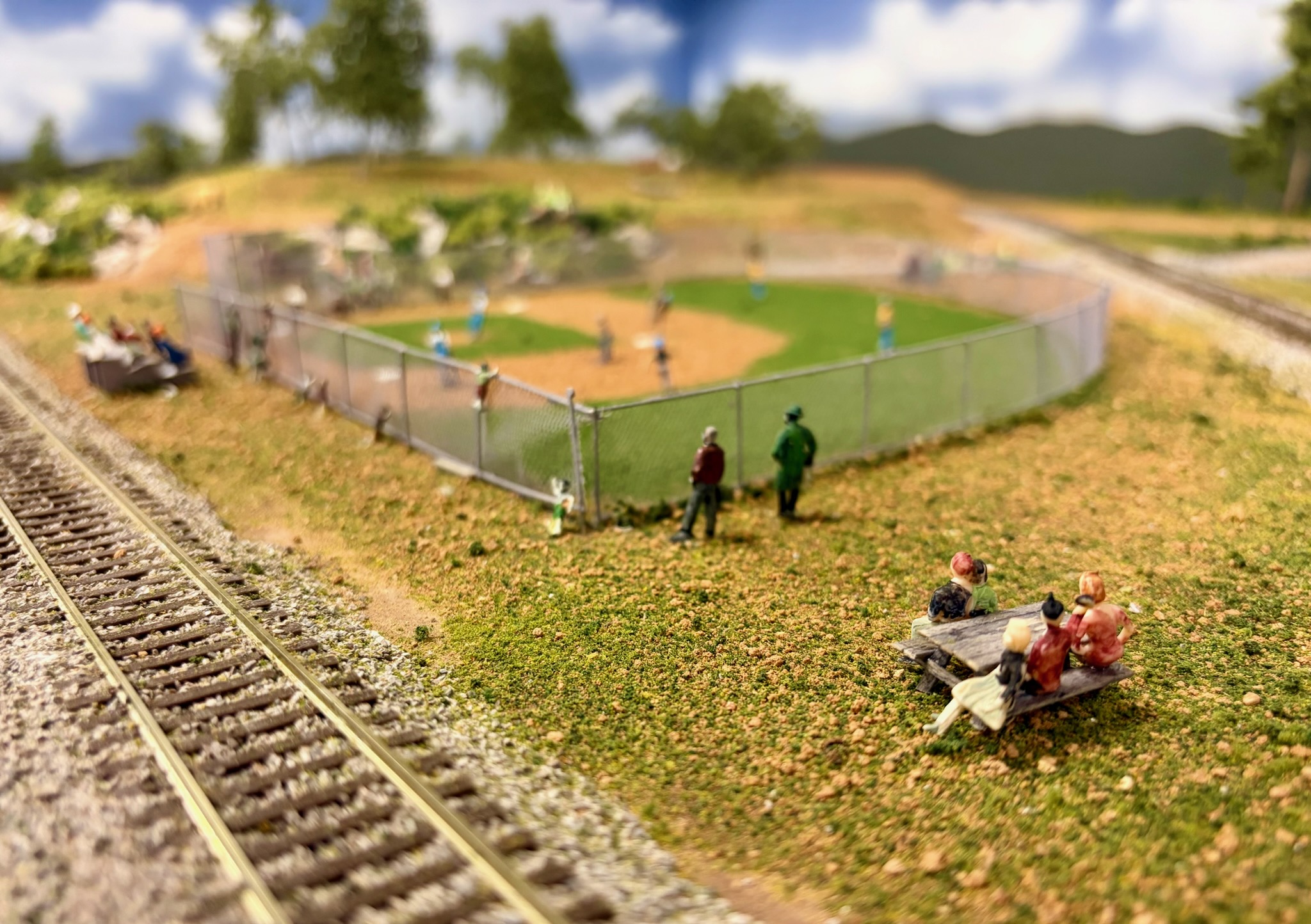 Stories In The Details Detailed miniature buildings in the model railway